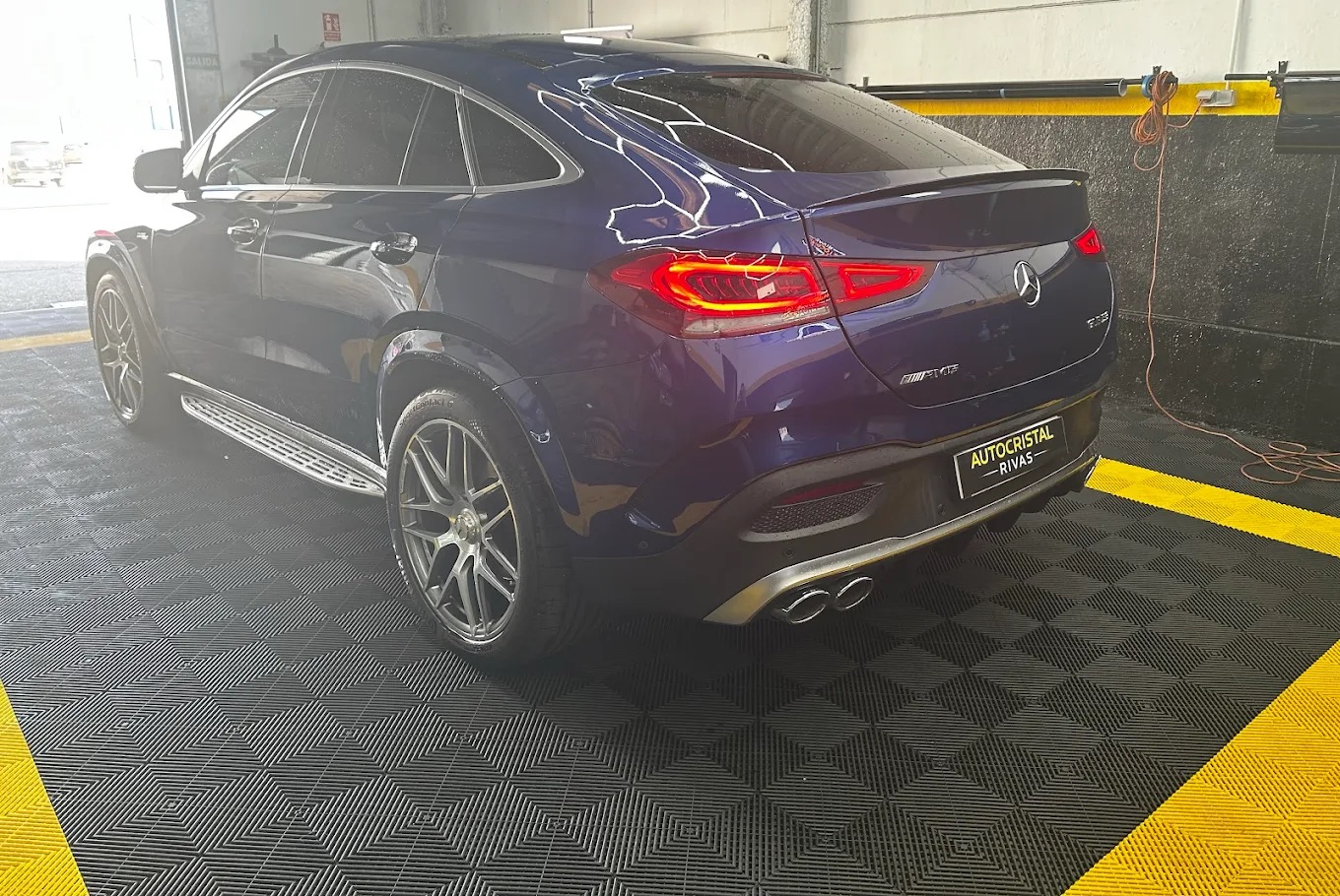 Lunas traseras tintadas con laminado XPEL